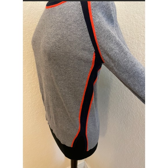 JCP Gray sweater -Navy and Orange Trim - Sz M - Picture 2 of 10